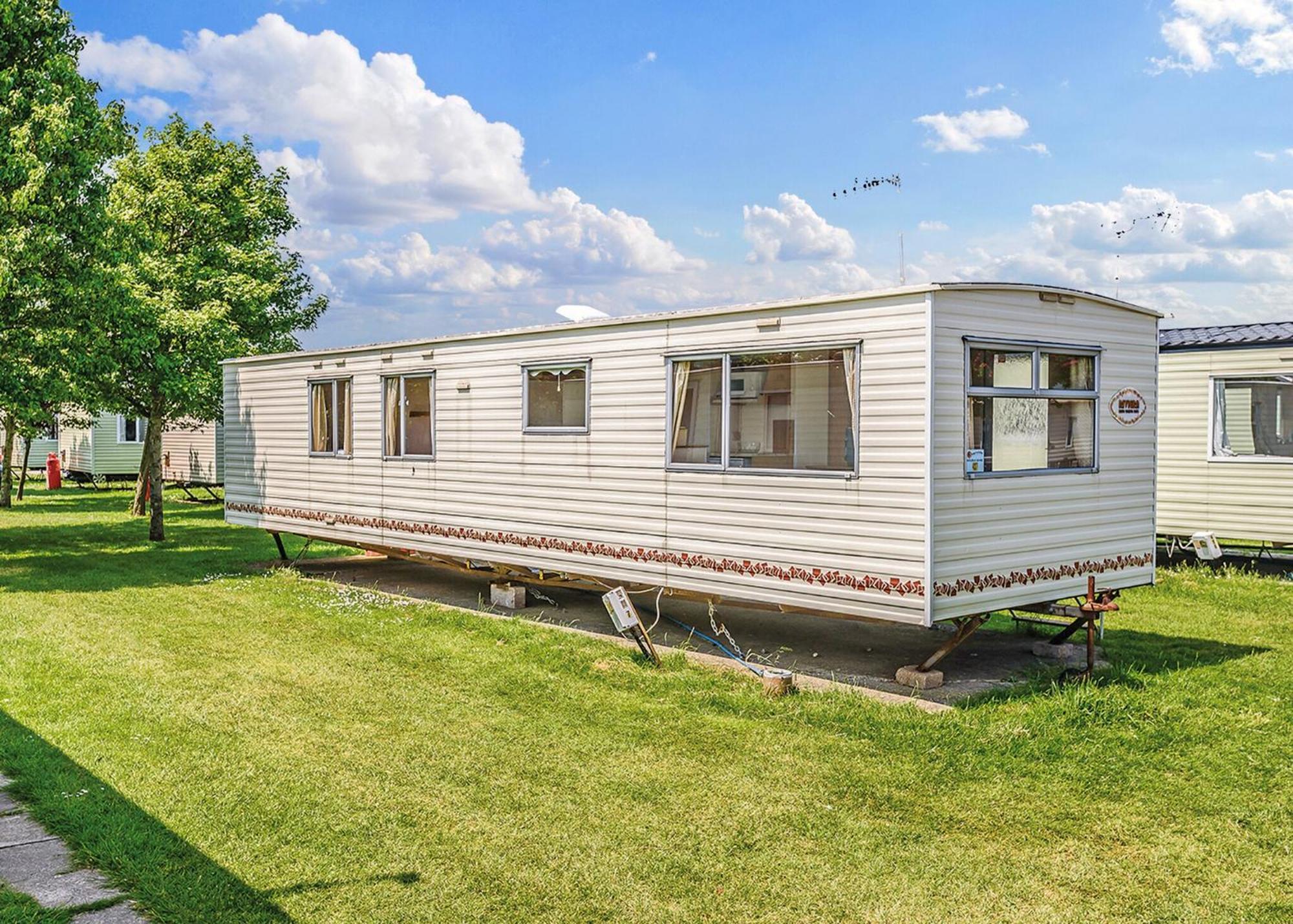 Riverside Caravan Holiday Park Богнър Реджис Стая снимка